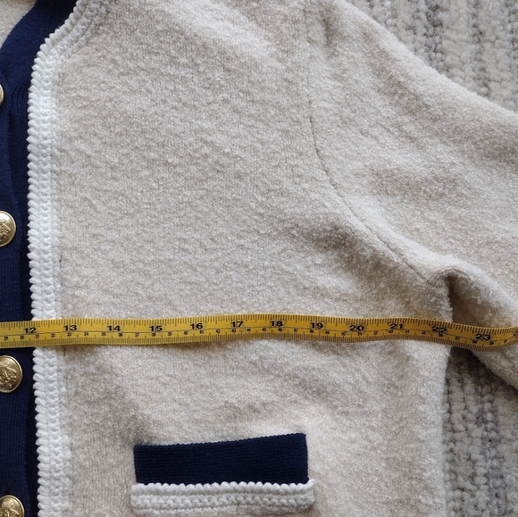 SUPER CLEAN J Crew Boucle Lady Jacket Cardigan Cream Navy Blue Size Large - Picture 7 of 9